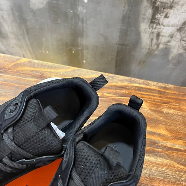 에르메스 히어로즈 스니커즈 [매장가160만원대]