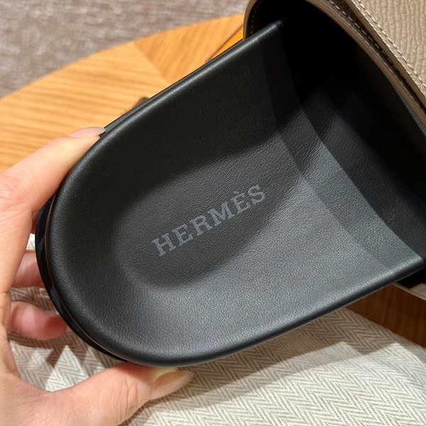 에르메스 chypre 시프레 남성 샌들 [매장가 148만원대]