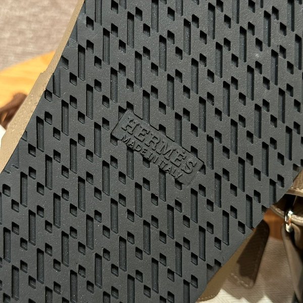 에르메스 chypre 시프레 남성 샌들 [매장가 148만원대]