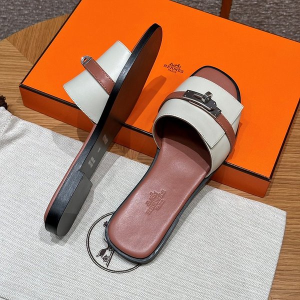 에르메스 Giulia 샌들 [매장가 170만원대]