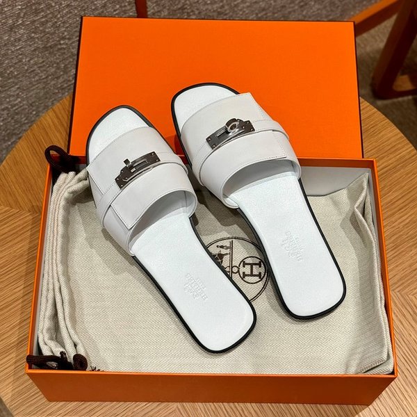 에르메스 Giulia 샌들 [매장가 169만원대]