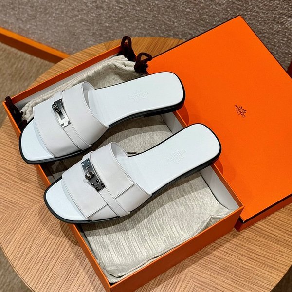 에르메스 Giulia 샌들 [매장가 169만원대]