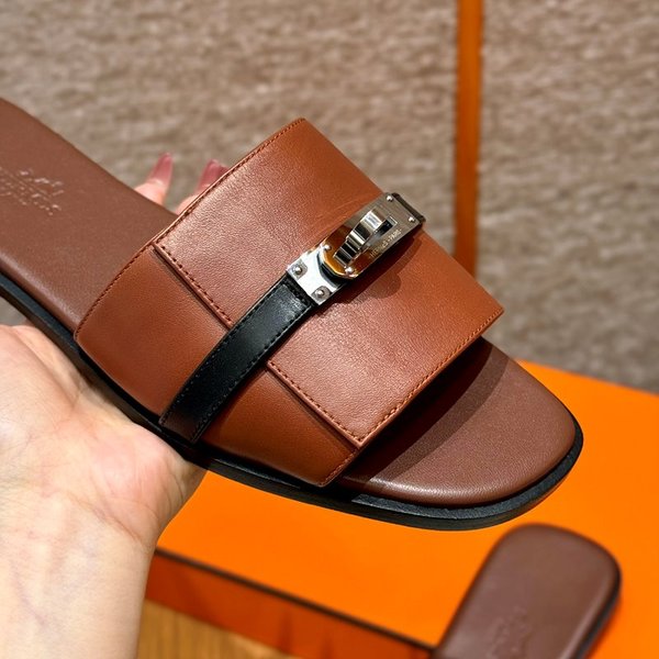 에르메스 Giulia 샌들 [매장가 169만원대]