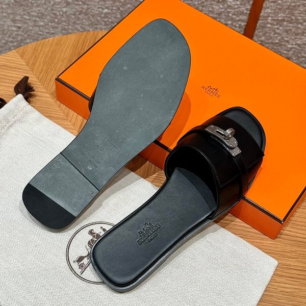 에르메스 Giulia 샌들 [매장가 169만원대]