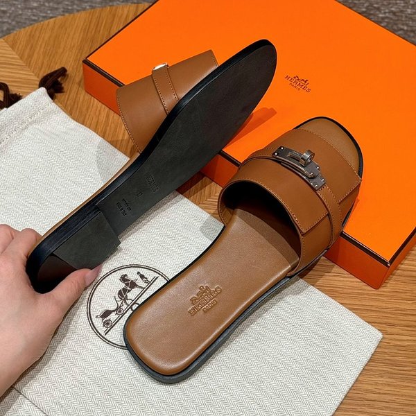 에르메스 Giulia 샌들 [매장가 169만원대]