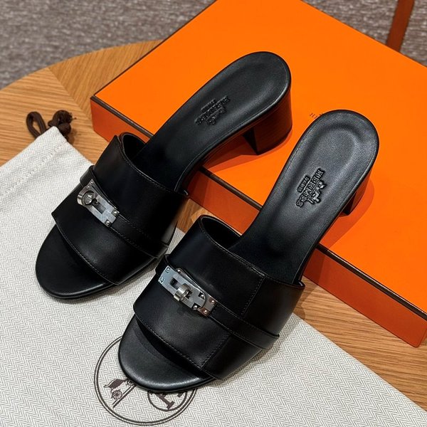 에르메스 Gigi 50 샌들 [매장가 174만원대]