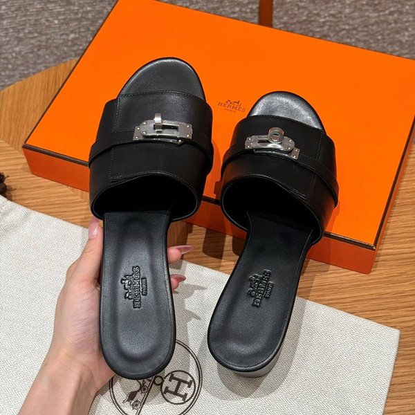 에르메스 Gigi 50 샌들 [매장가 174만원대]