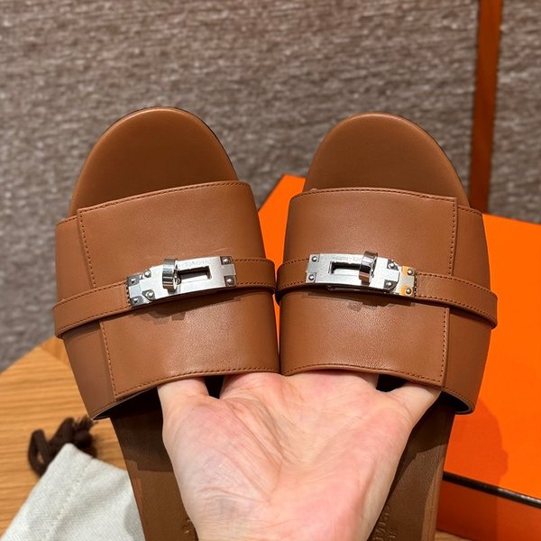 에르메스 Gigi 50 샌들 [매장가 174만원대]