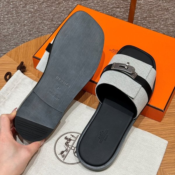 에르메스 Gabriel 샌들 [매장가 169만원대]