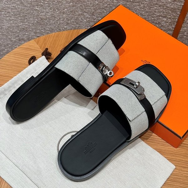 에르메스 Gabriel 샌들 [매장가 169만원대]