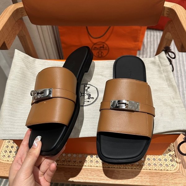 에르메스 켈리 버클 가브리엘 샌들 슬리퍼 [매장가 180만원대]