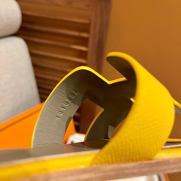 에르메스 산토리니 샌들 슬리퍼 [매장가 130만원대]