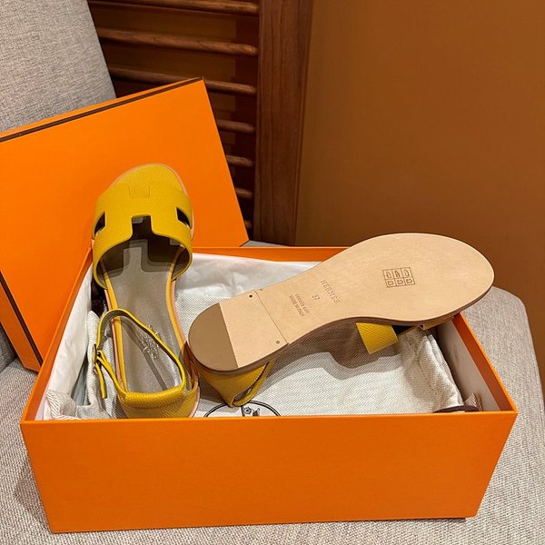 에르메스 산토리니 샌들 슬리퍼 [매장가 130만원대]