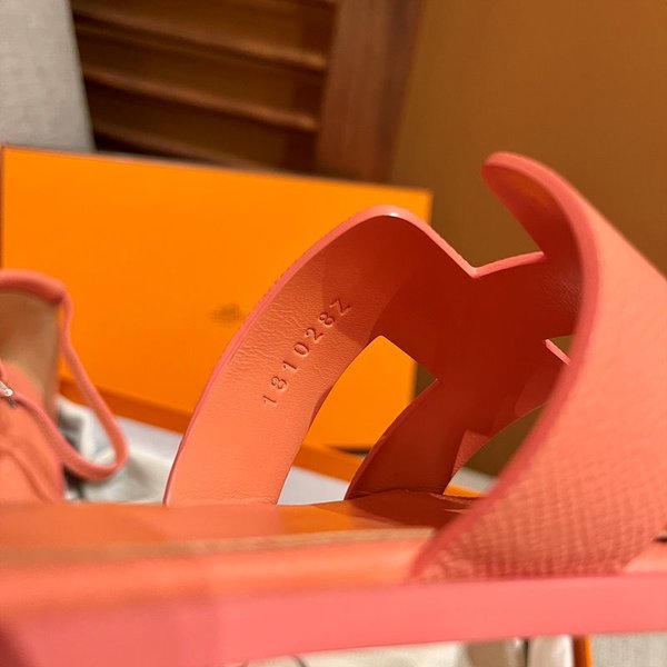 에르메스 산토리니 샌들 슬리퍼 [매장가 130만원대]