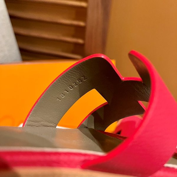 에르메스 산토리니 샌들 슬리퍼 [매장가 130만원대]