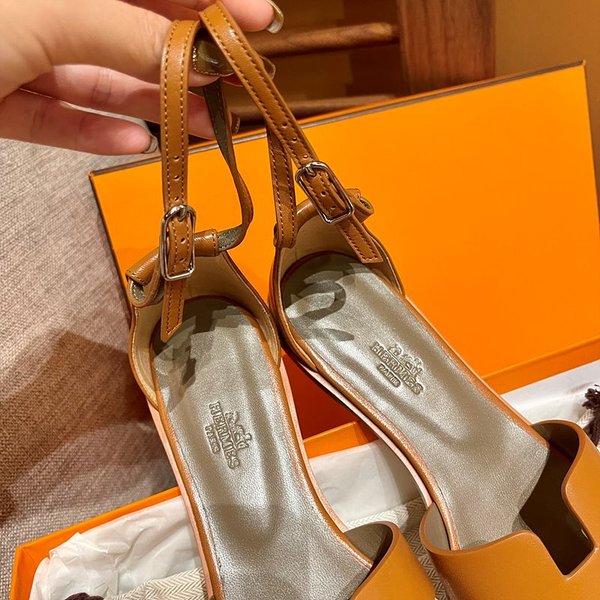 에르메스 산토리니 샌들 슬리퍼 [매장가 130만원대]