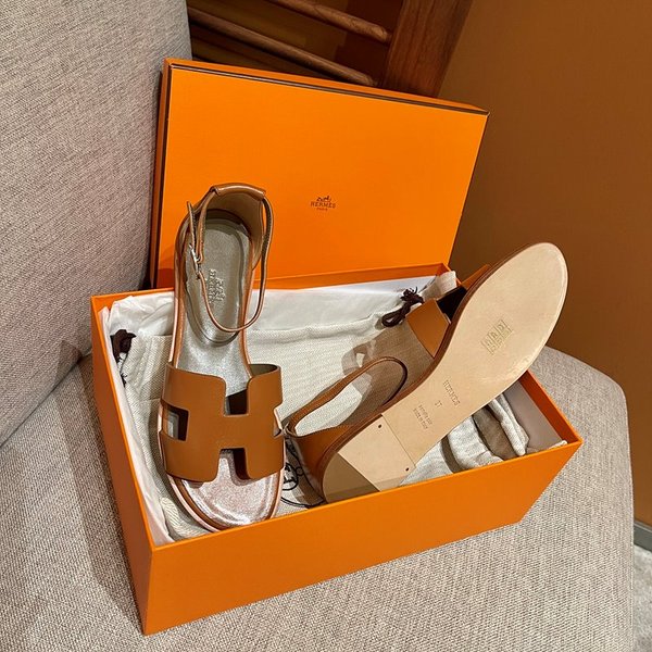 에르메스 산토리니 샌들 슬리퍼 [매장가 130만원대]
