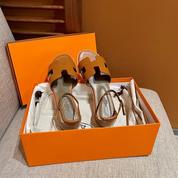 에르메스 산토리니 샌들 슬리퍼 [매장가 130만원대]