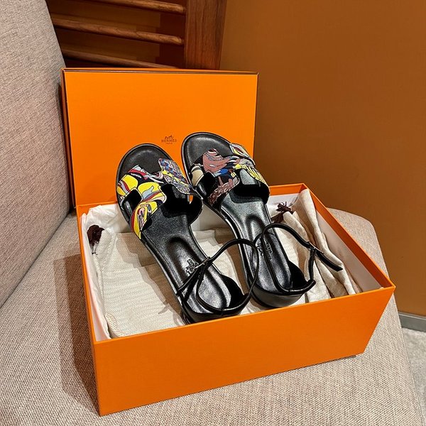 에르메스 산토리니 샌들 슬리퍼 [매장가 130만원대]