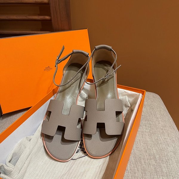 에르메스 산토리니 샌들 슬리퍼 [매장가 130만원대]
