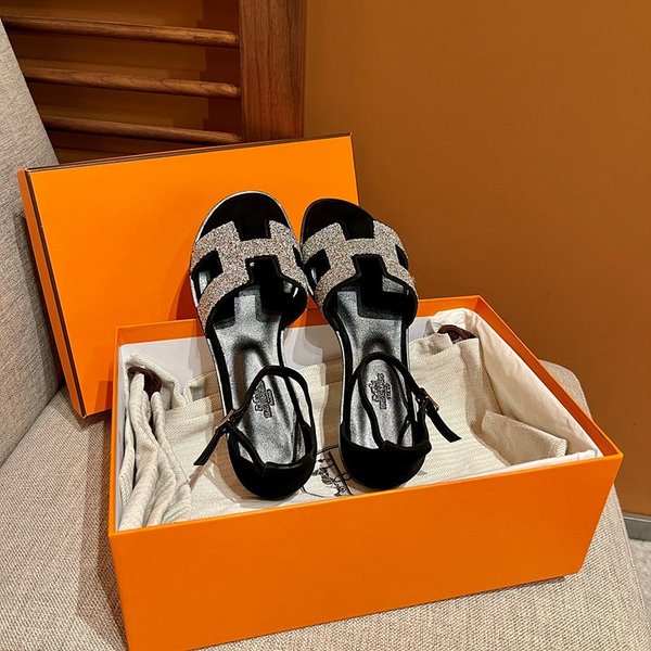 에르메스 산토리니 샌들 슬리퍼 [매장가 130만원대]