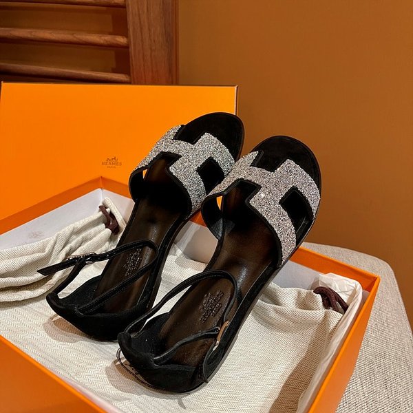 에르메스 산토리니 샌들 슬리퍼 [매장가 130만원대]