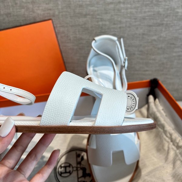 에르메스 산토리니 샌들 슬리퍼 [매장가 130만원대]