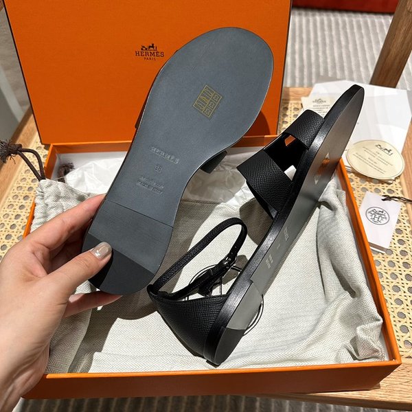 에르메스 산토리니 샌들 슬리퍼 [매장가 130만원대]