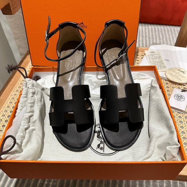 에르메스 산토리니 샌들 슬리퍼 [매장가 130만원대]