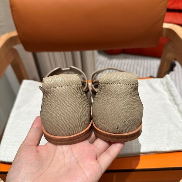 에르메스 산토리니 샌들 슬리퍼 [매장가 130만원대]