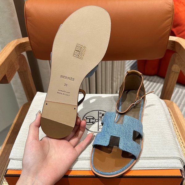에르메스 산토리니 샌들 슬리퍼 [매장가 130만원대]