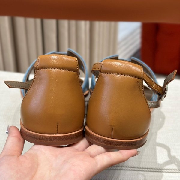 에르메스 산토리니 샌들 슬리퍼 [매장가 130만원대]