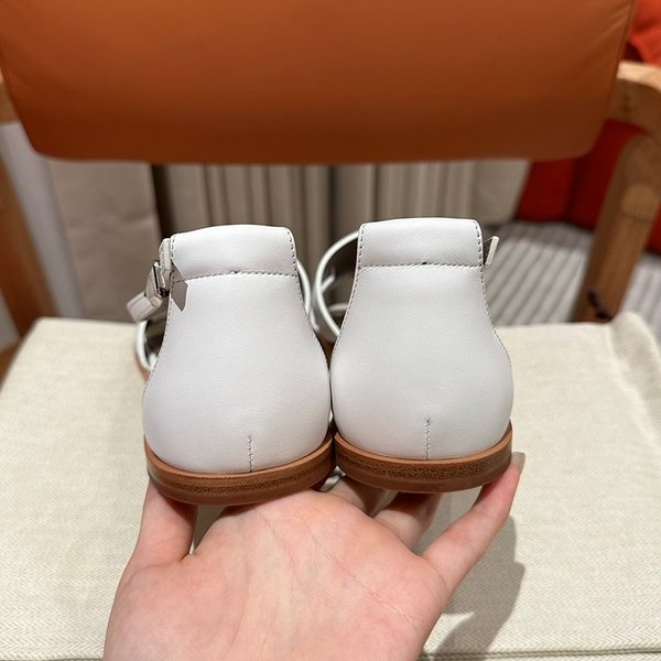 에르메스 산토리니 샌들 슬리퍼 [매장가 130만원대]