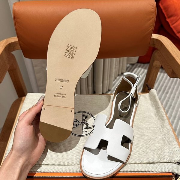 에르메스 산토리니 샌들 슬리퍼 [매장가 130만원대]