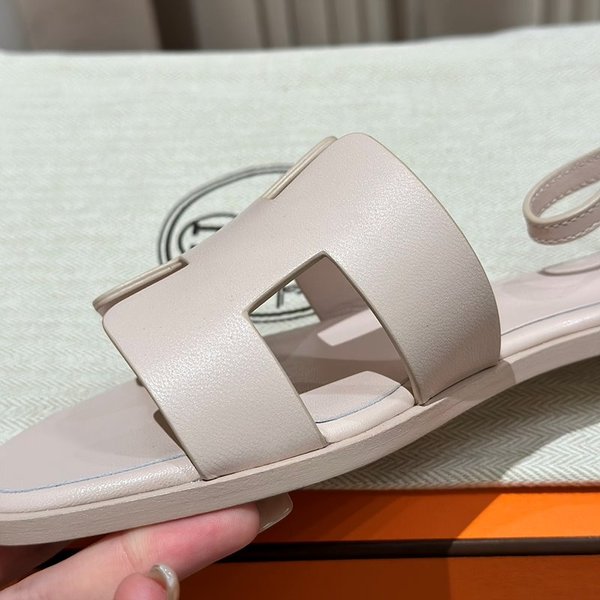 에르메스 산토리니 샌들 슬리퍼 [매장가 130만원대]