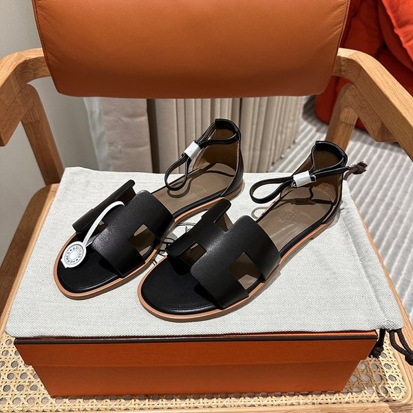 에르메스 산토리니 샌들 슬리퍼 [매장가 130만원대]