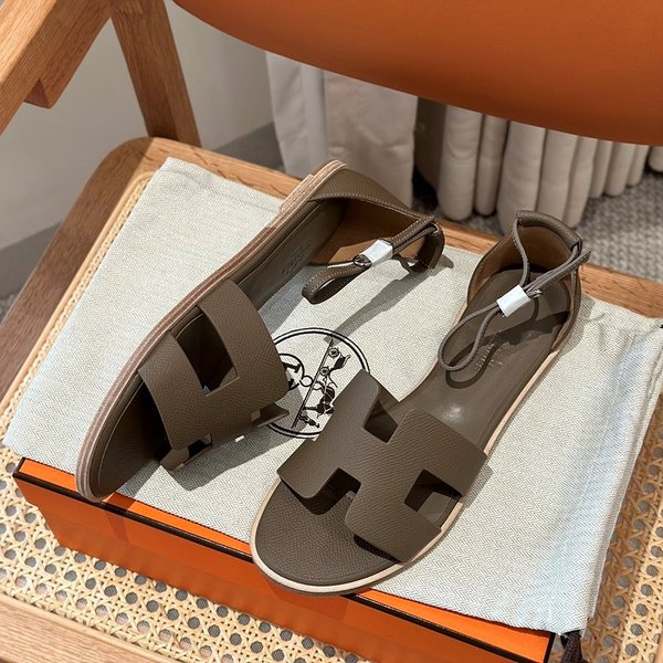 에르메스 산토리니 샌들 슬리퍼 [매장가 130만원대]