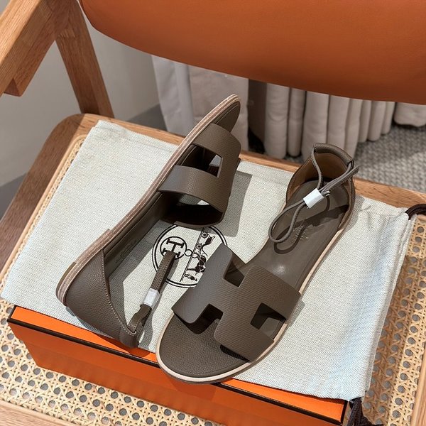 에르메스 산토리니 샌들 슬리퍼 [매장가 130만원대]