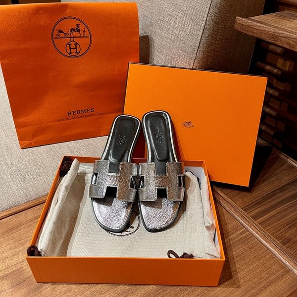 에르메스 오란 엡솜 발판 샌들 슬리퍼 [매장가110만원대]