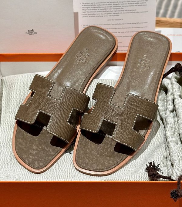 에르메스 오란 엡솜 발판 샌들 슬리퍼 [매장가110만원대]