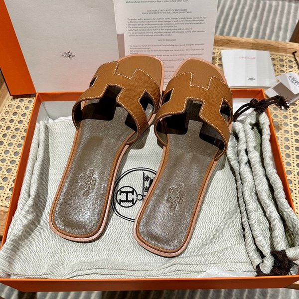 에르메스 오란 엡솜 발판 샌들 슬리퍼 [매장가110만원대]