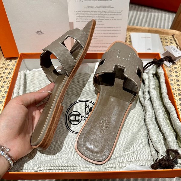 에르메스 오란 엡솜 발판 샌들 슬리퍼 [매장가110만원대]