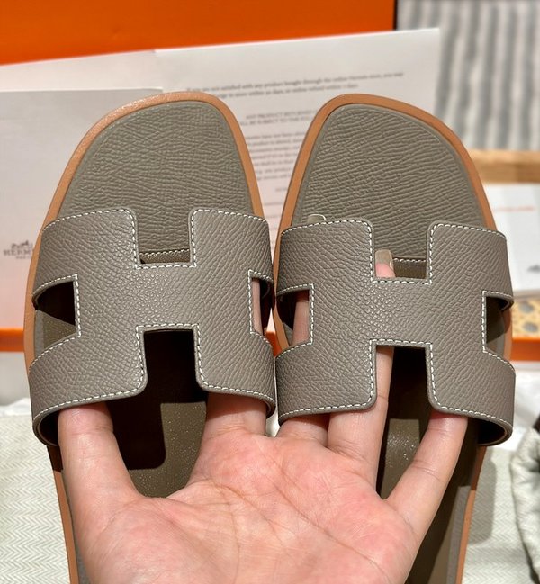 에르메스 오란 엡솜 발판 샌들 슬리퍼 [매장가110만원대]