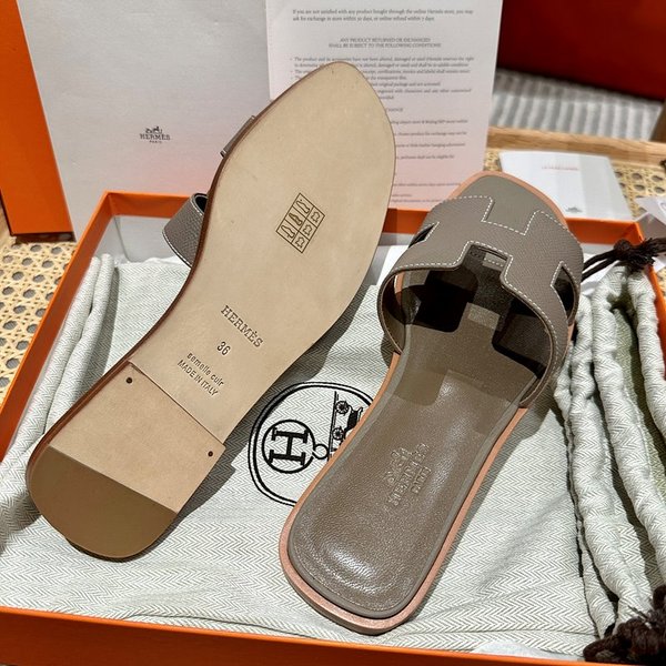에르메스 오란 엡솜 발판 샌들 슬리퍼 [매장가110만원대]