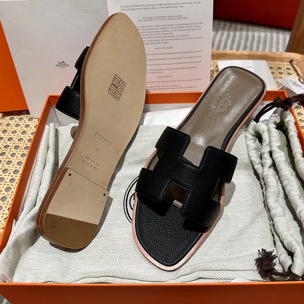 에르메스 오란 엡솜 발판 샌들 슬리퍼 [매장가110만원대]