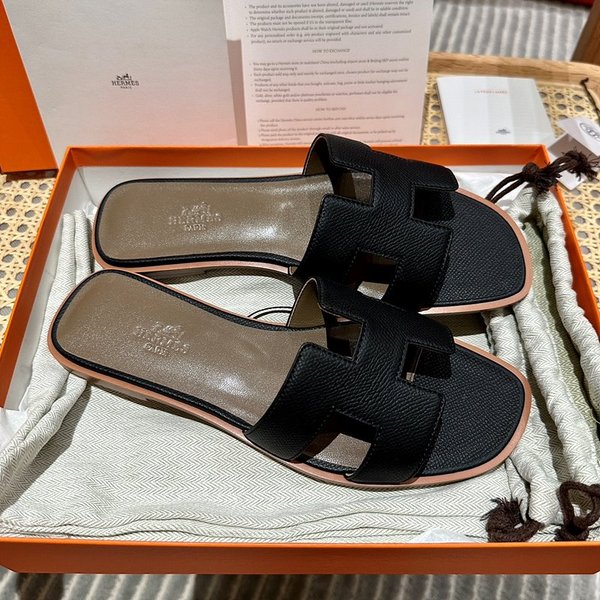 에르메스 오란 엡솜 발판 샌들 슬리퍼 [매장가110만원대]