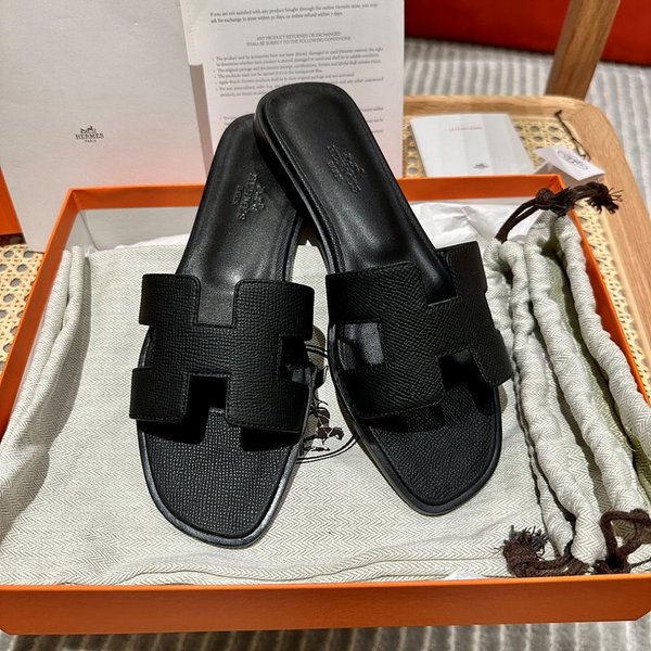 에르메스 오란 엡솜 발판 샌들 슬리퍼 [매장가110만원대]