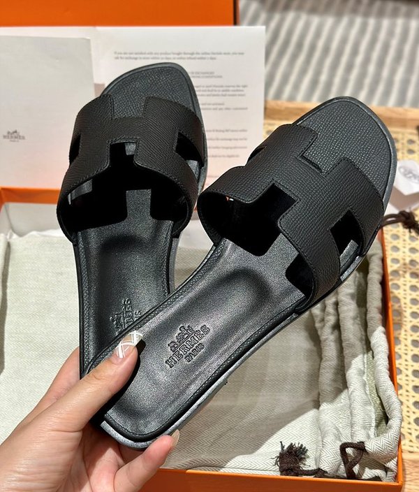 에르메스 오란 엡솜 발판 샌들 슬리퍼 [매장가110만원대]