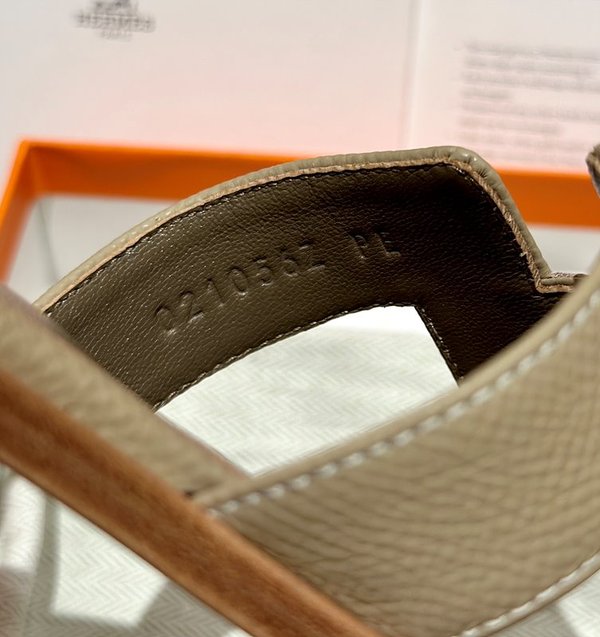 에르메스 오란 엡솜 발판 샌들 슬리퍼 [매장가110만원대]