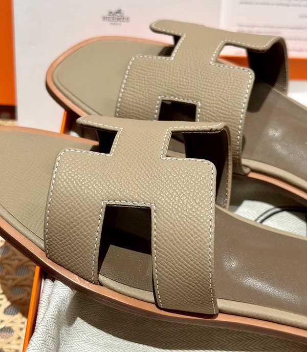 에르메스 오란 엡솜 발판 샌들 슬리퍼 [매장가110만원대]